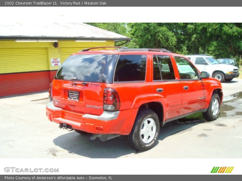 Victory Red / Medium Oak 2002 Chevrolet TrailBlazer LS