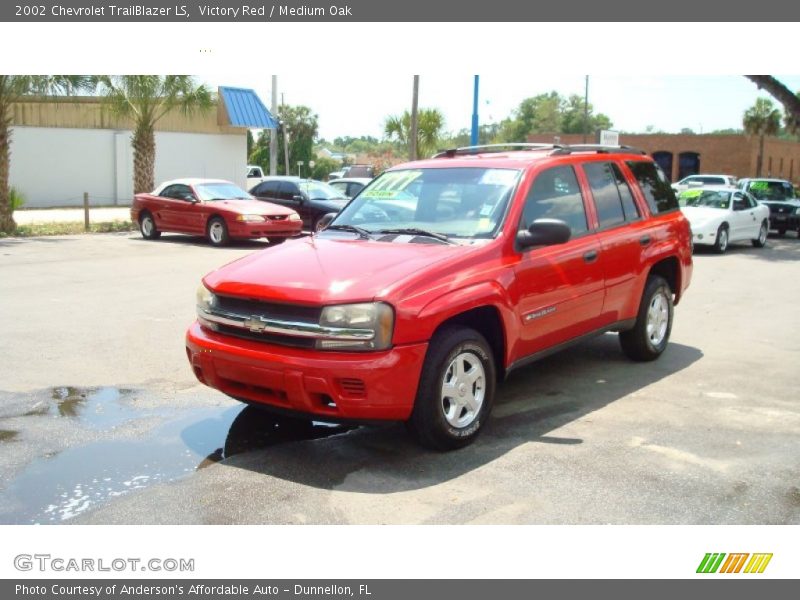 Victory Red / Medium Oak 2002 Chevrolet TrailBlazer LS