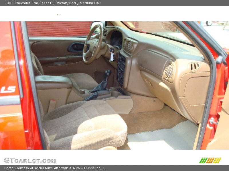 Victory Red / Medium Oak 2002 Chevrolet TrailBlazer LS