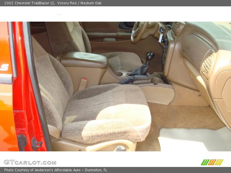 Victory Red / Medium Oak 2002 Chevrolet TrailBlazer LS