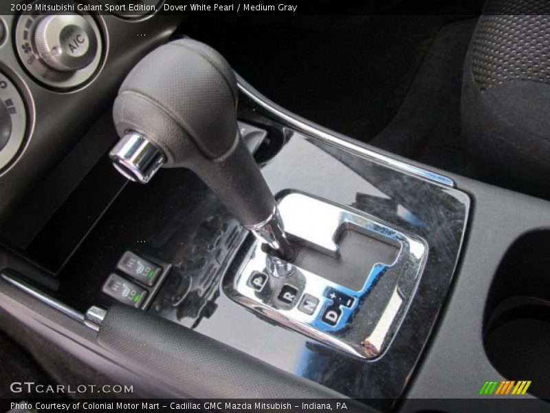 Dover White Pearl / Medium Gray 2009 Mitsubishi Galant Sport Edition