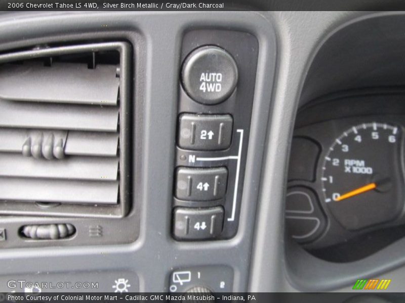 Silver Birch Metallic / Gray/Dark Charcoal 2006 Chevrolet Tahoe LS 4WD
