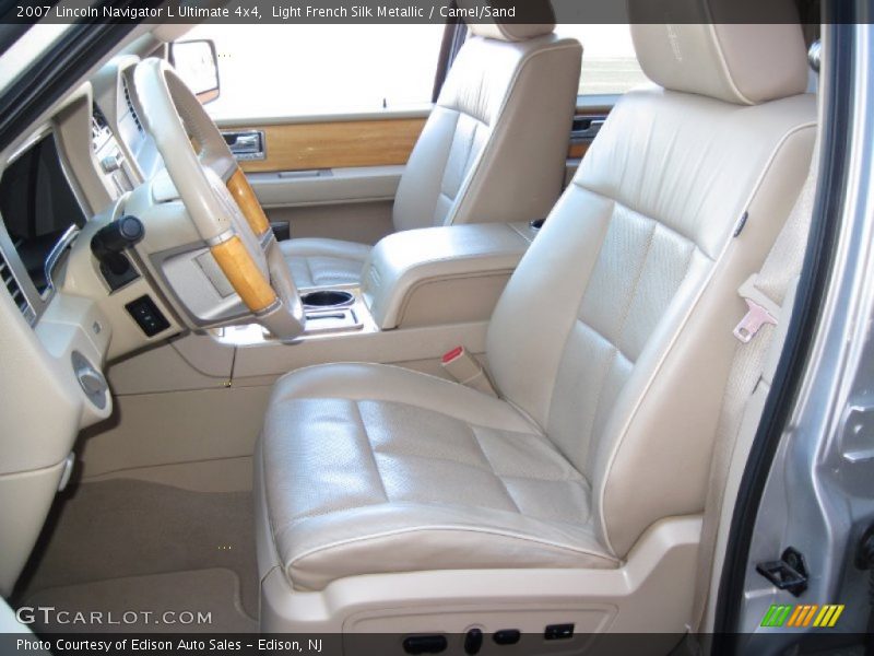 Light French Silk Metallic / Camel/Sand 2007 Lincoln Navigator L Ultimate 4x4