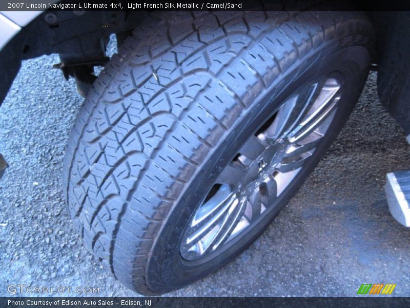 Light French Silk Metallic / Camel/Sand 2007 Lincoln Navigator L Ultimate 4x4