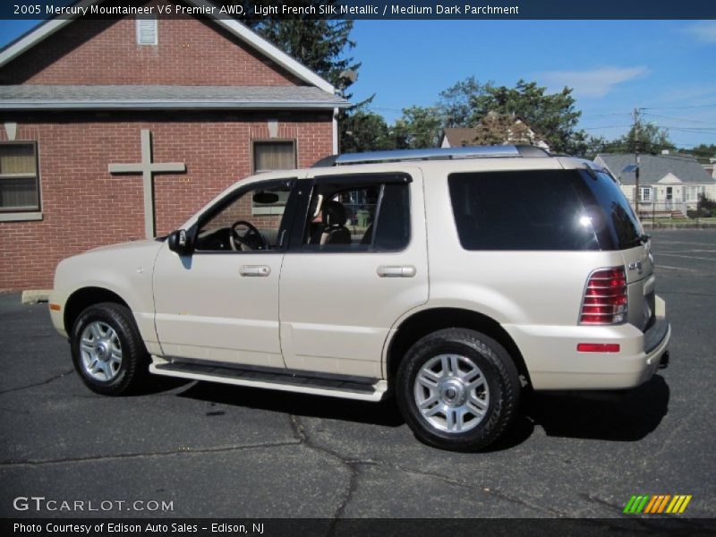 Light French Silk Metallic / Medium Dark Parchment 2005 Mercury Mountaineer V6 Premier AWD