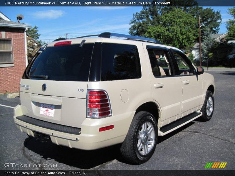 Light French Silk Metallic / Medium Dark Parchment 2005 Mercury Mountaineer V6 Premier AWD