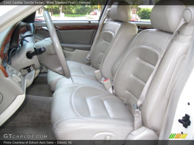 White Diamond Pearl / Oatmeal 2002 Cadillac DeVille Sedan