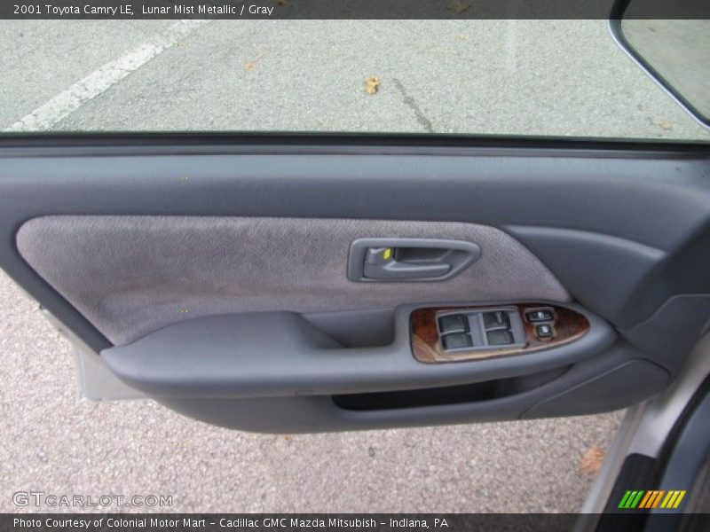 Lunar Mist Metallic / Gray 2001 Toyota Camry LE
