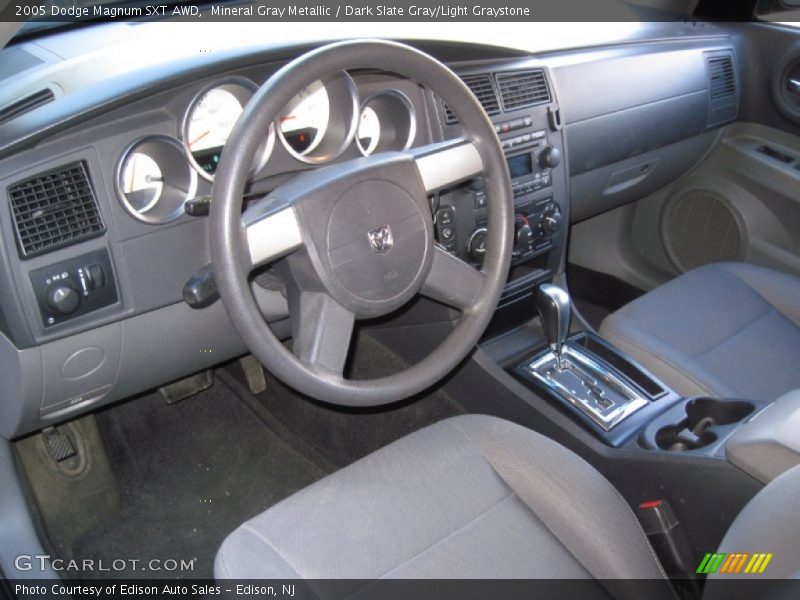 Mineral Gray Metallic / Dark Slate Gray/Light Graystone 2005 Dodge Magnum SXT AWD