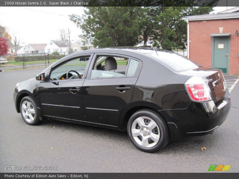 Super Black / Charcoal 2009 Nissan Sentra 2.0