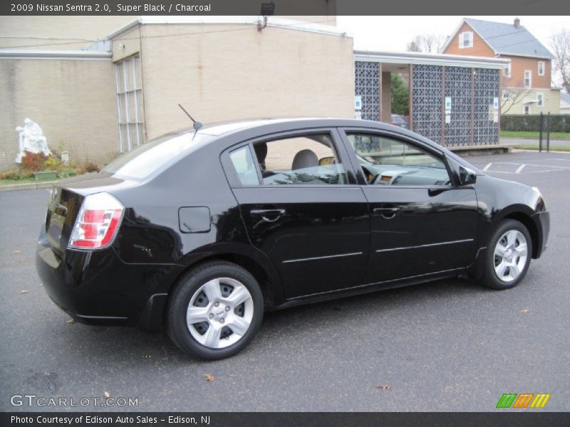 Super Black / Charcoal 2009 Nissan Sentra 2.0