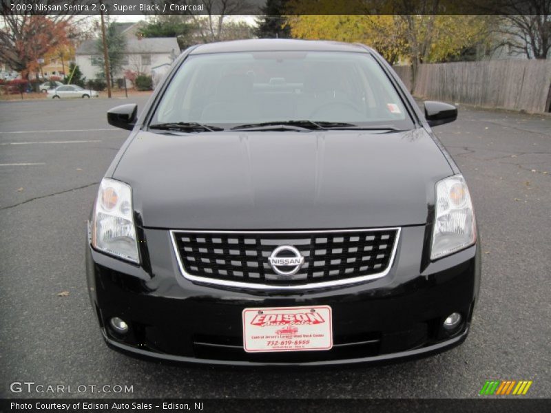 Super Black / Charcoal 2009 Nissan Sentra 2.0