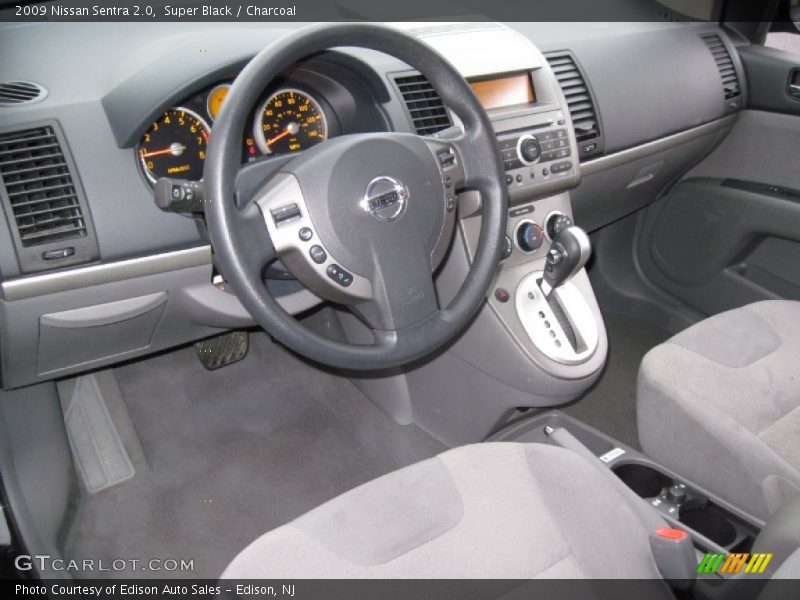 Super Black / Charcoal 2009 Nissan Sentra 2.0