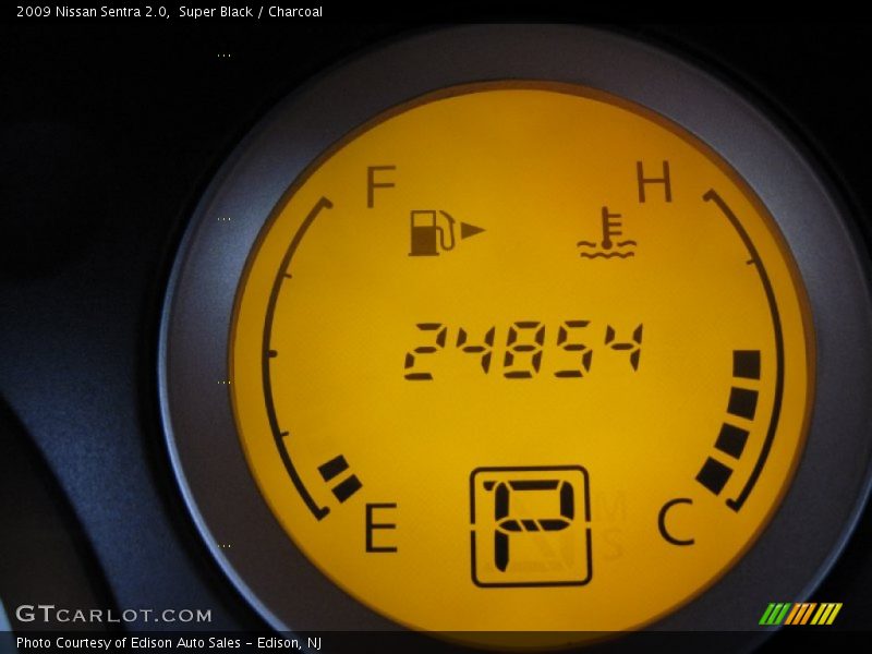 Super Black / Charcoal 2009 Nissan Sentra 2.0