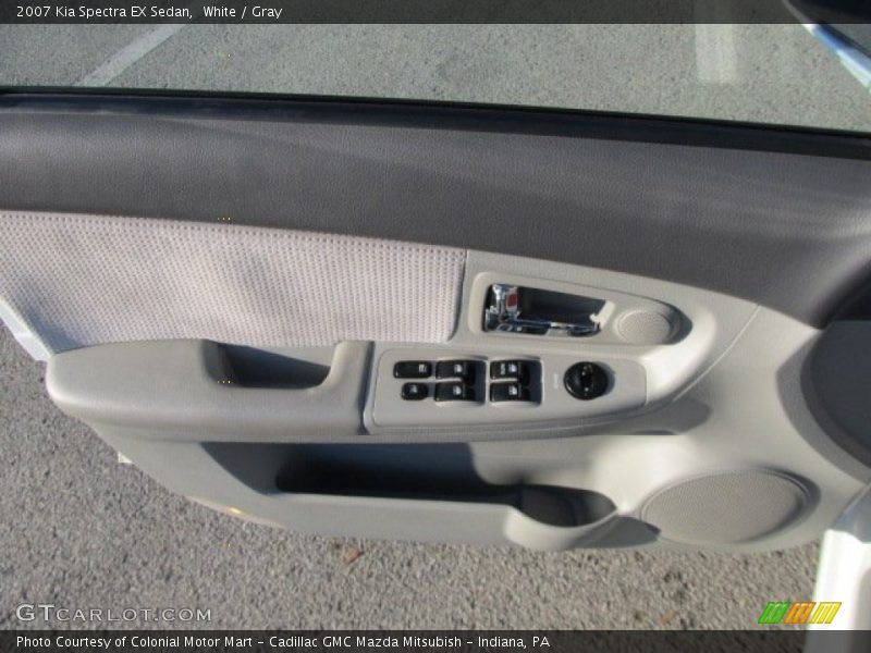 White / Gray 2007 Kia Spectra EX Sedan