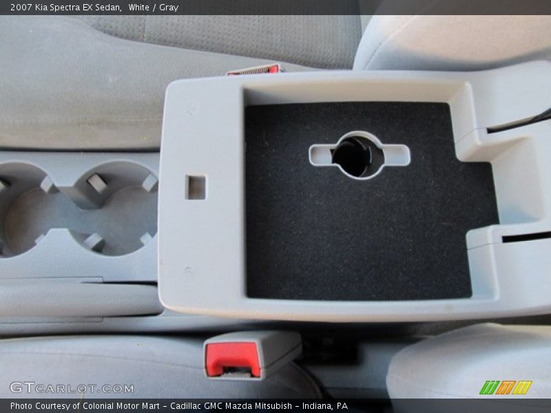 White / Gray 2007 Kia Spectra EX Sedan