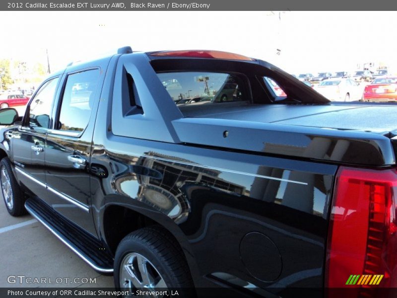 Black Raven / Ebony/Ebony 2012 Cadillac Escalade EXT Luxury AWD