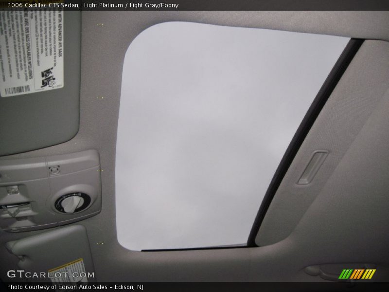 Light Platinum / Light Gray/Ebony 2006 Cadillac CTS Sedan