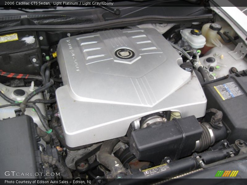 Light Platinum / Light Gray/Ebony 2006 Cadillac CTS Sedan