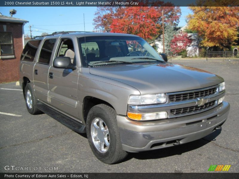 Light Pewter Metallic / Medium Gray 2000 Chevrolet Suburban 1500 LS 4x4