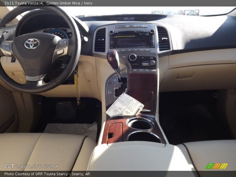 Golden Umber Mica / Ivory 2011 Toyota Venza I4
