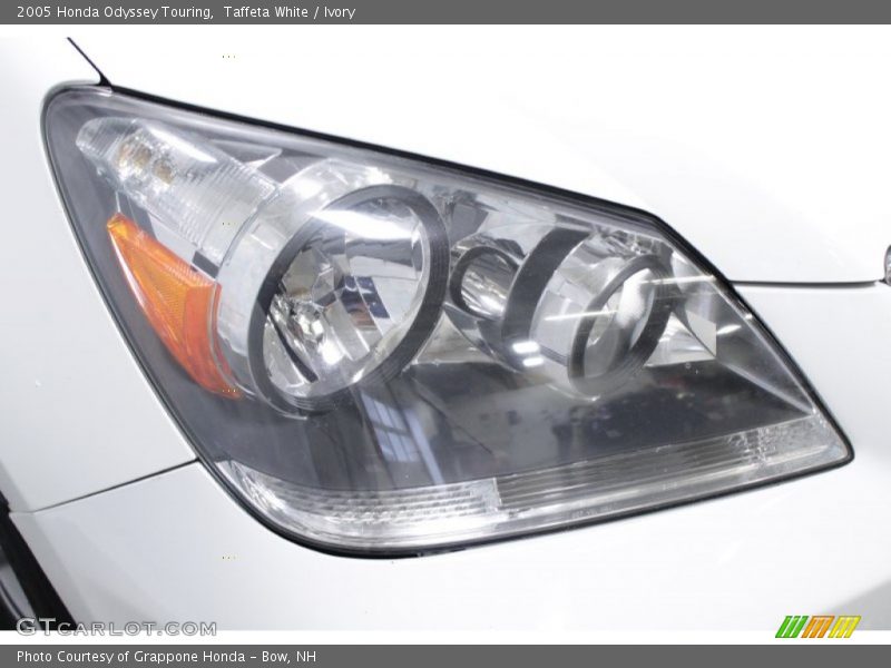 Taffeta White / Ivory 2005 Honda Odyssey Touring