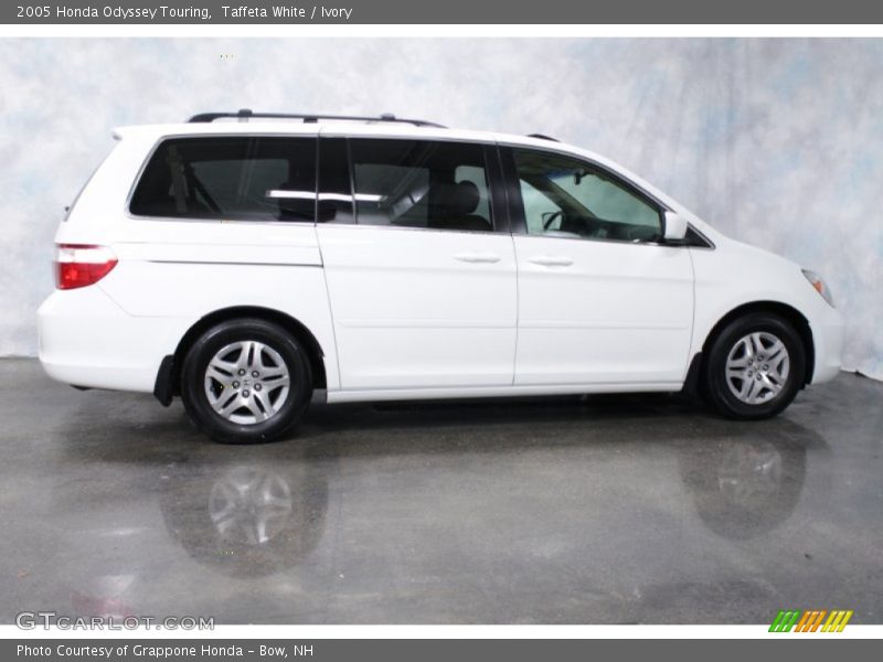 Taffeta White / Ivory 2005 Honda Odyssey Touring