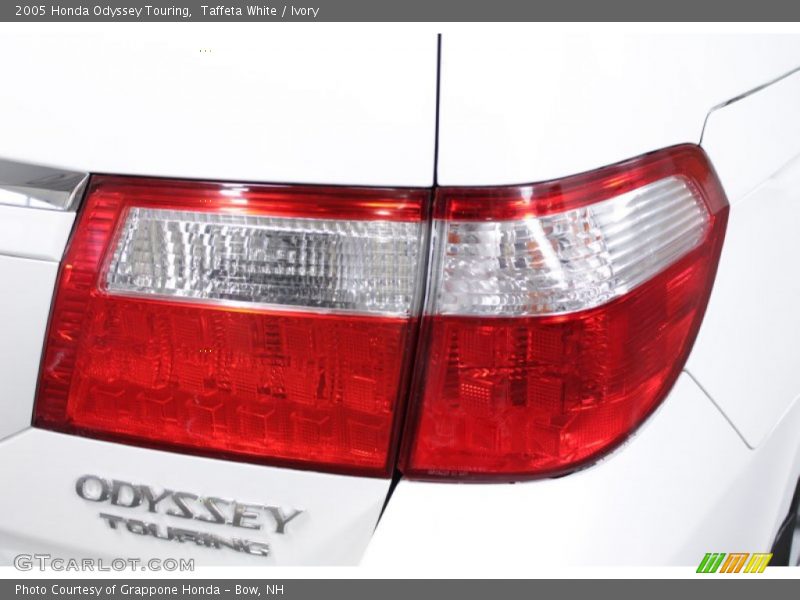 Taffeta White / Ivory 2005 Honda Odyssey Touring