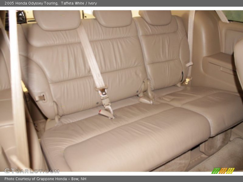Taffeta White / Ivory 2005 Honda Odyssey Touring