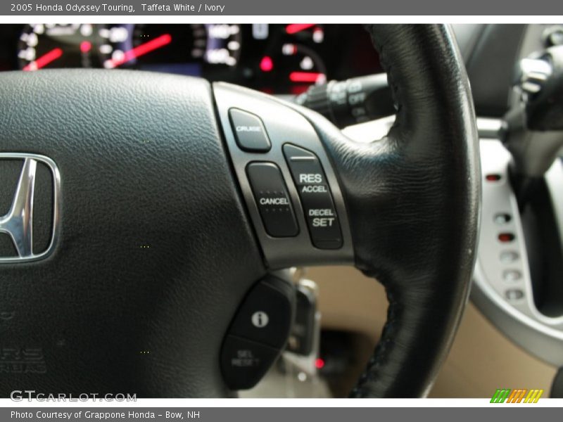 Taffeta White / Ivory 2005 Honda Odyssey Touring