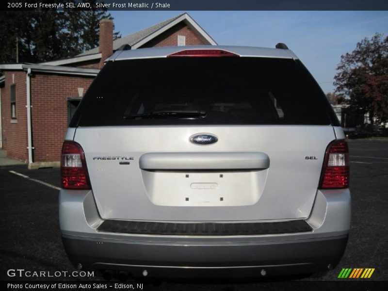 Silver Frost Metallic / Shale 2005 Ford Freestyle SEL AWD