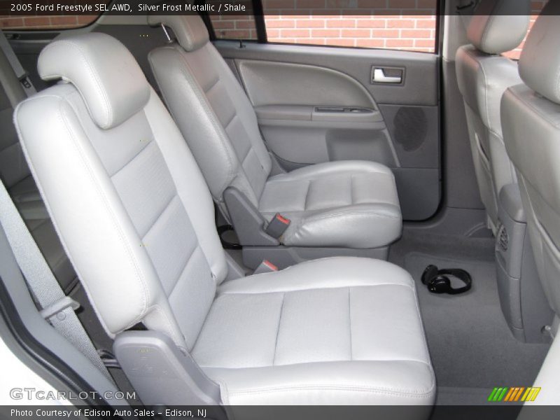 Silver Frost Metallic / Shale 2005 Ford Freestyle SEL AWD