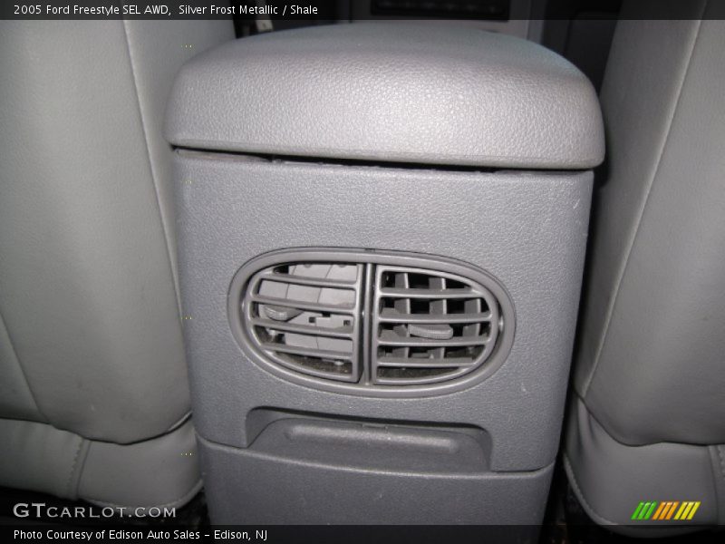 Silver Frost Metallic / Shale 2005 Ford Freestyle SEL AWD
