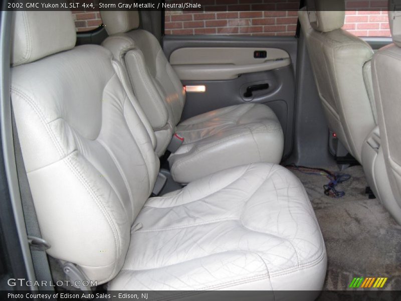 Storm Gray Metallic / Neutral/Shale 2002 GMC Yukon XL SLT 4x4