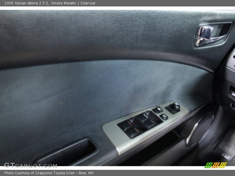 Smoke Metallic / Charcoal 2005 Nissan Altima 2.5 S