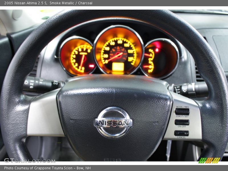 Smoke Metallic / Charcoal 2005 Nissan Altima 2.5 S