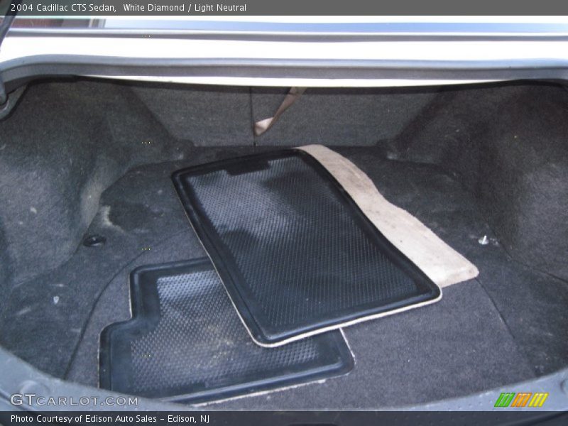 White Diamond / Light Neutral 2004 Cadillac CTS Sedan