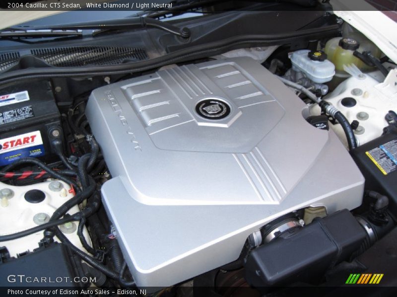 White Diamond / Light Neutral 2004 Cadillac CTS Sedan