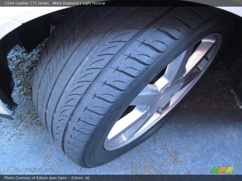 White Diamond / Light Neutral 2004 Cadillac CTS Sedan