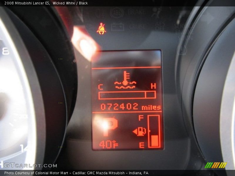 Wicked White / Black 2008 Mitsubishi Lancer ES