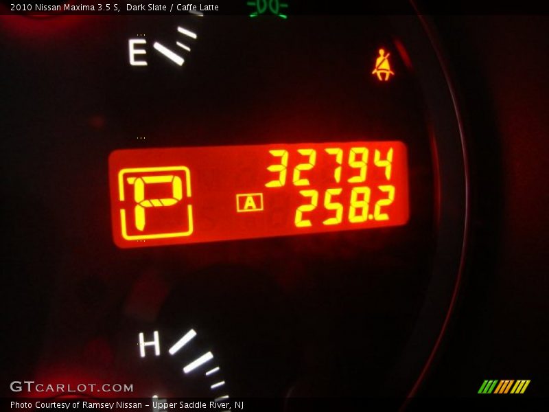 Dark Slate / Caffe Latte 2010 Nissan Maxima 3.5 S
