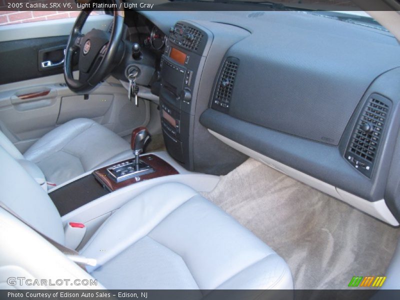 Light Platinum / Light Gray 2005 Cadillac SRX V6