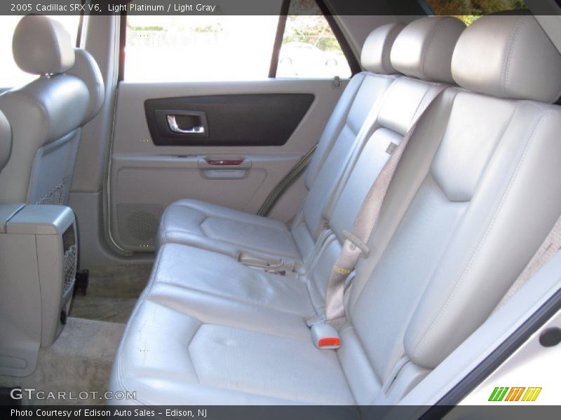 Light Platinum / Light Gray 2005 Cadillac SRX V6