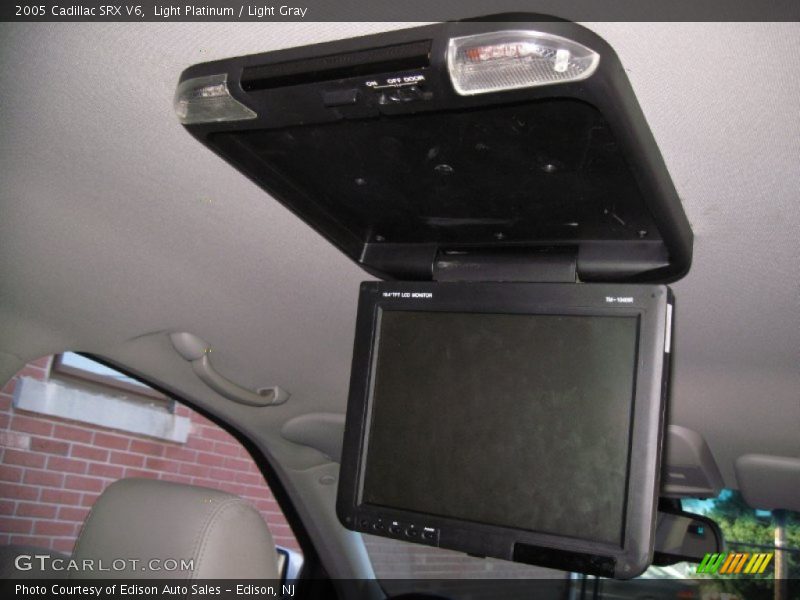 Light Platinum / Light Gray 2005 Cadillac SRX V6