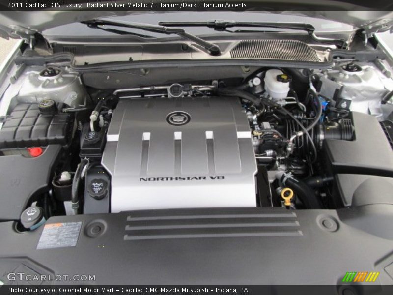 Radiant Silver Metallic / Titanium/Dark Titanium Accents 2011 Cadillac DTS Luxury