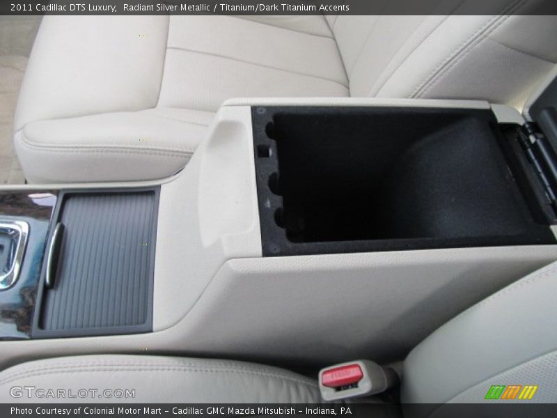 Radiant Silver Metallic / Titanium/Dark Titanium Accents 2011 Cadillac DTS Luxury