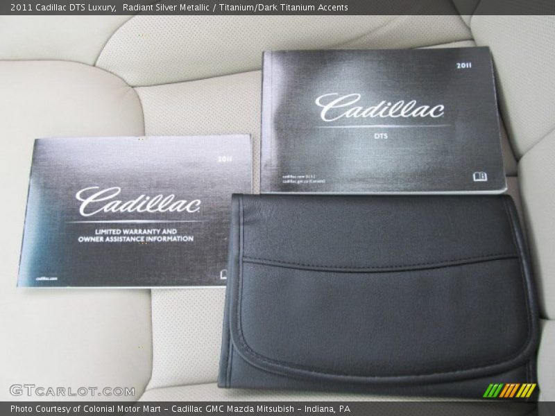 Radiant Silver Metallic / Titanium/Dark Titanium Accents 2011 Cadillac DTS Luxury
