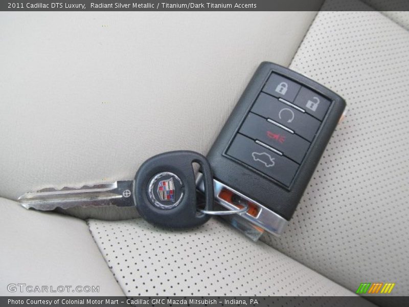 Radiant Silver Metallic / Titanium/Dark Titanium Accents 2011 Cadillac DTS Luxury