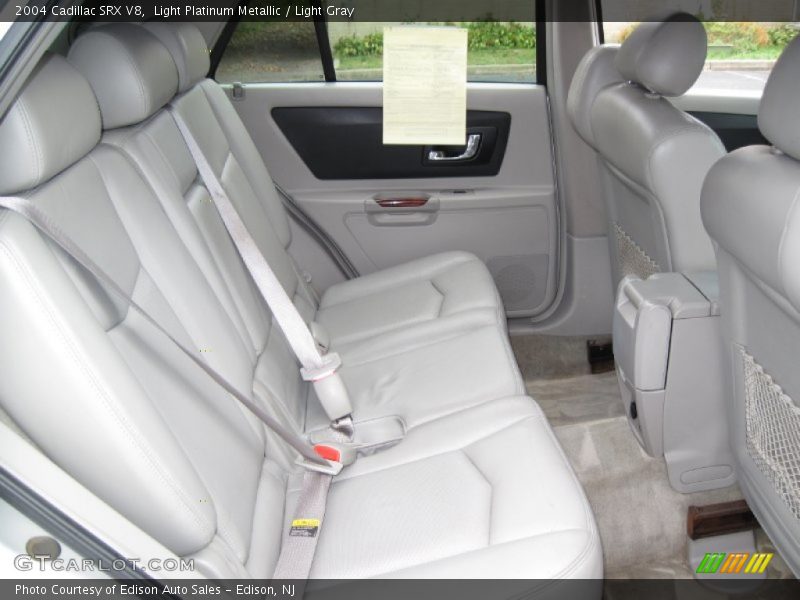 Light Platinum Metallic / Light Gray 2004 Cadillac SRX V8