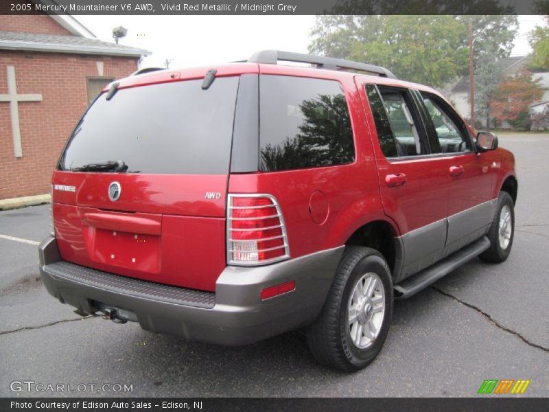 Vivid Red Metallic / Midnight Grey 2005 Mercury Mountaineer V6 AWD